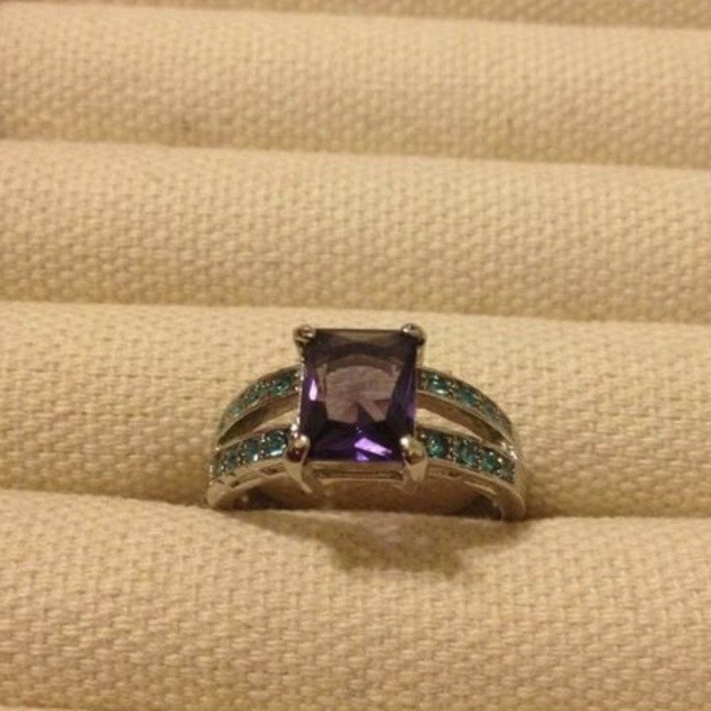 Beautiful ring-10